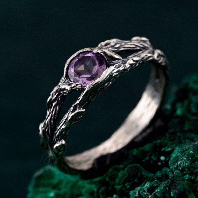 Shadowed Elegance Ring: Gothic Noir Silver Band