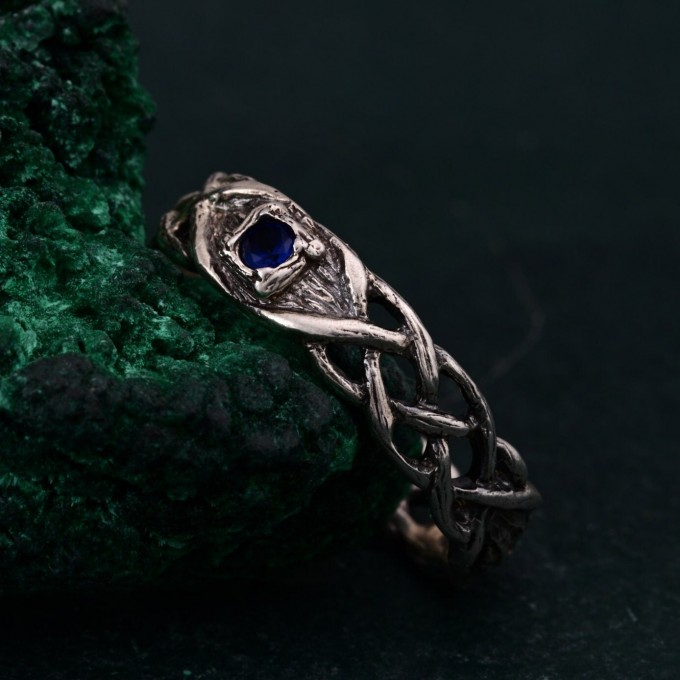 Vintage Style Tree Sapphire Ring – Wide Celtic Wedding Band with Intricate Design, Nature-Inspired Sapphire Ring