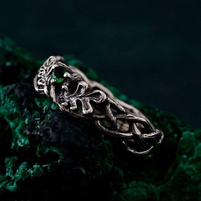 Emerald Oak Leaf Silver Ring