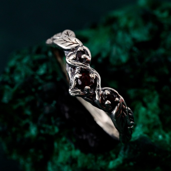 Chevron Wedding Band - Nature-Inspired Wooden Wedding Ring