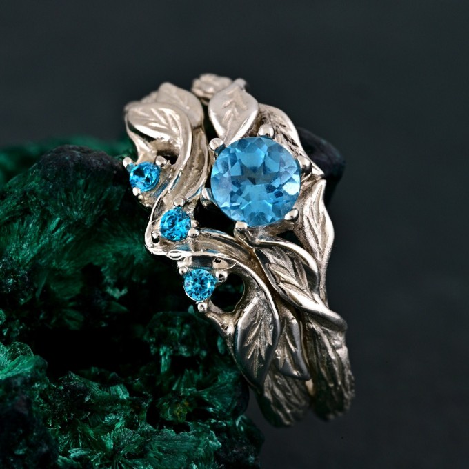 Nature-Inspired Twig Leaf Stacking Ring Set