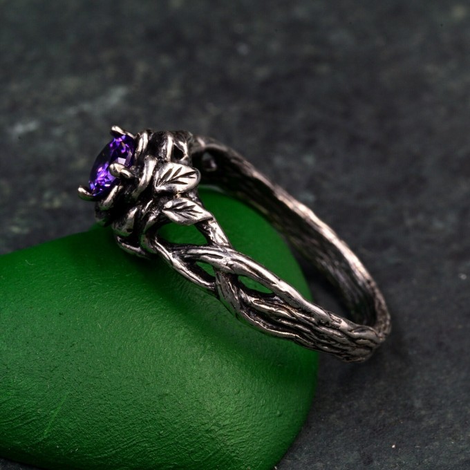 Enchanted Bloom: Gothic Sterling Silver Ring with Amethyst