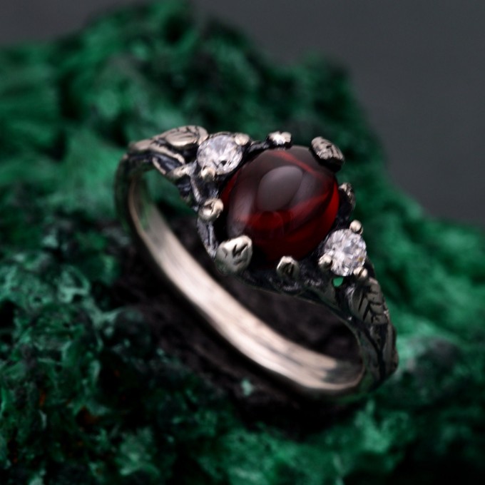 Romantic Silver Band: Ethereal Fairycore Flower Design