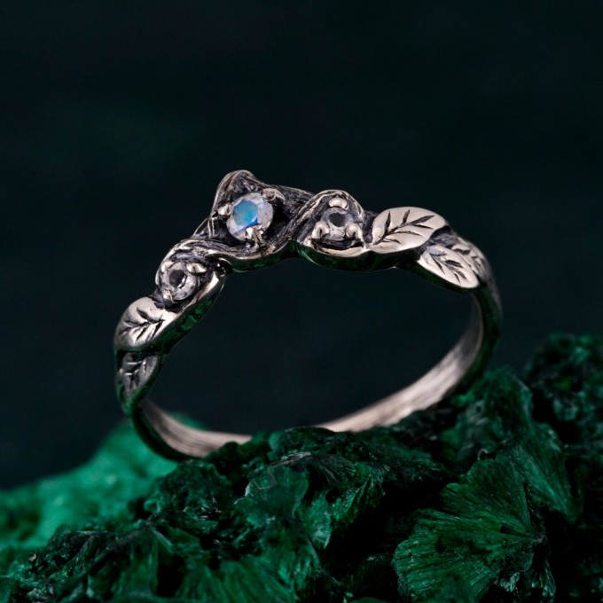 Dainty Celtic Floral Ring – Silver Chevron Woodland Wedding Jewelry