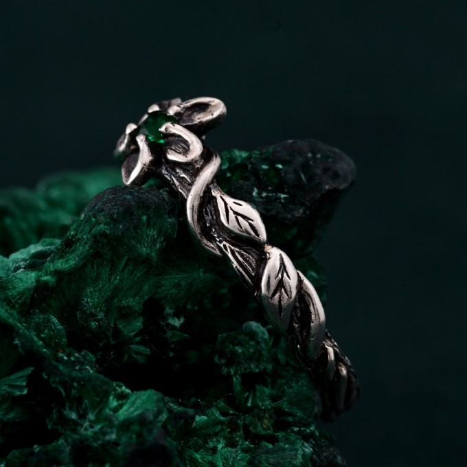 Emerald Blossom Silver Ring with Nature Motif