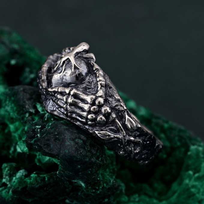 Gothic Claddagh Sterling Silver Ring - Irish Traditional Promise Ring