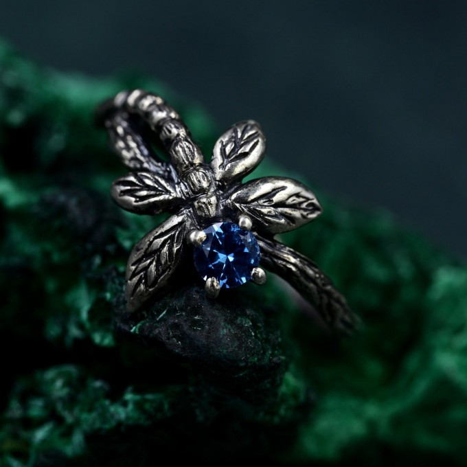 Whispers of the Night: Gothic Dragonfly Ring
